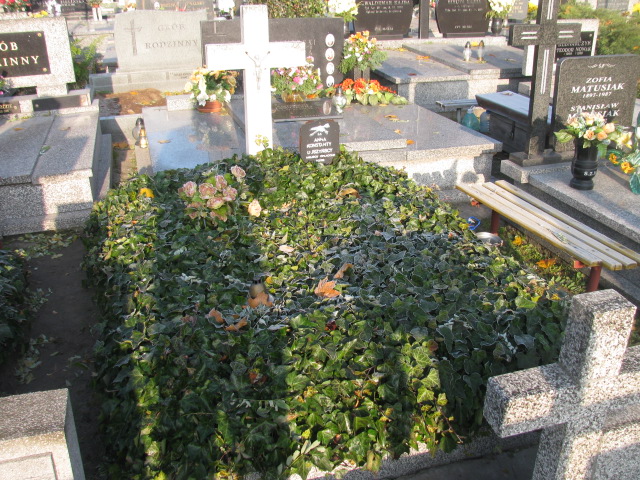 Grób Tomasz Pertkiewicz