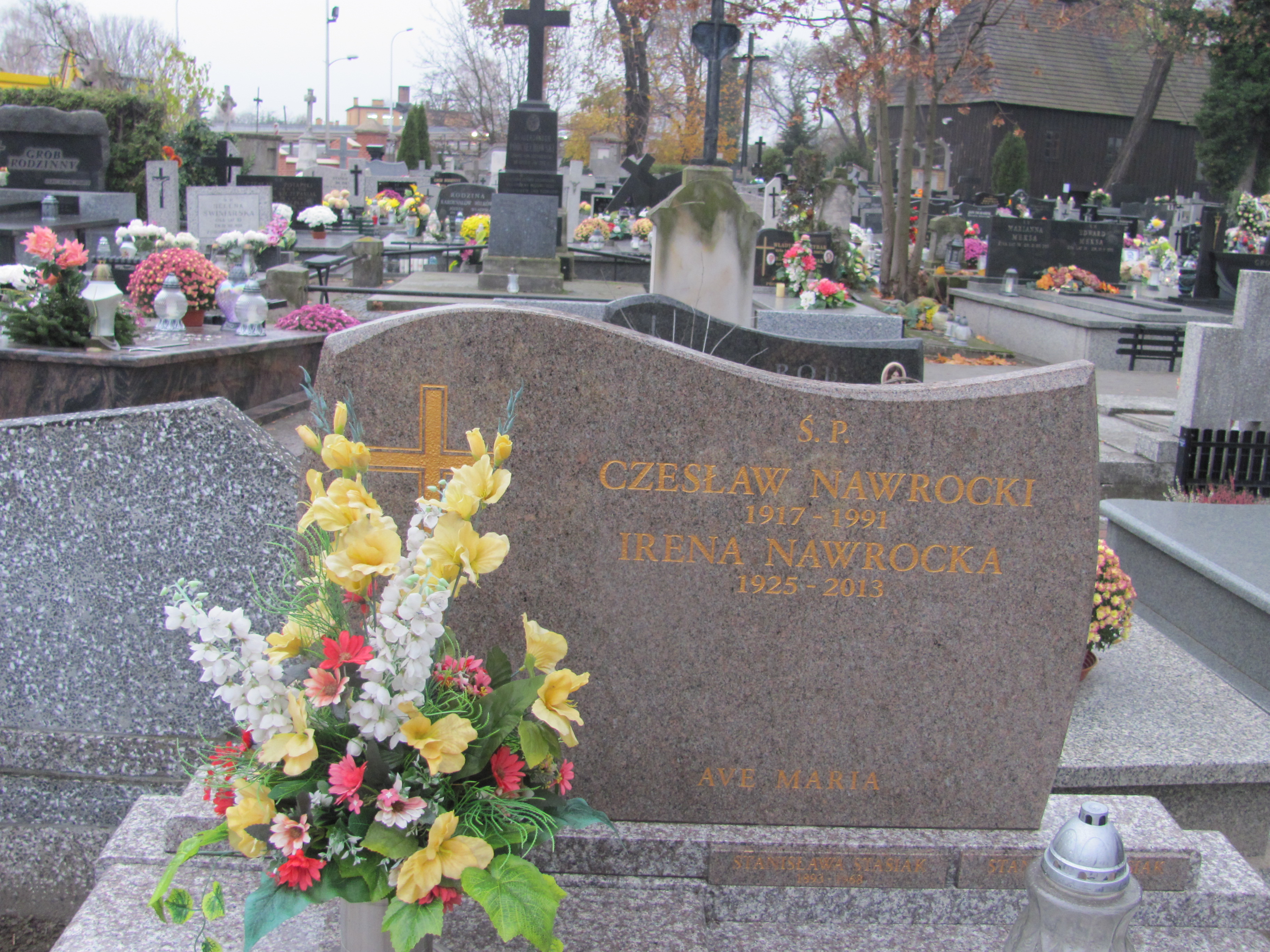 Irena Nawrocka 1925 Sieradz Paraf - Grobonet - Wyszukiwarka osób pochowanych