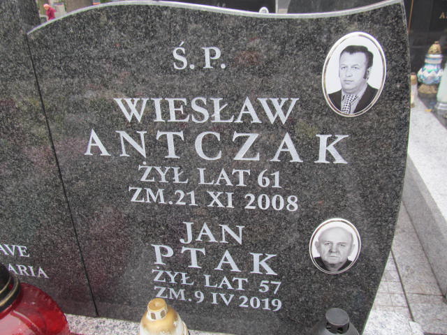 Wiesław Antczak 1947 Sieradz Paraf - Grobonet - Wyszukiwarka osób pochowanych