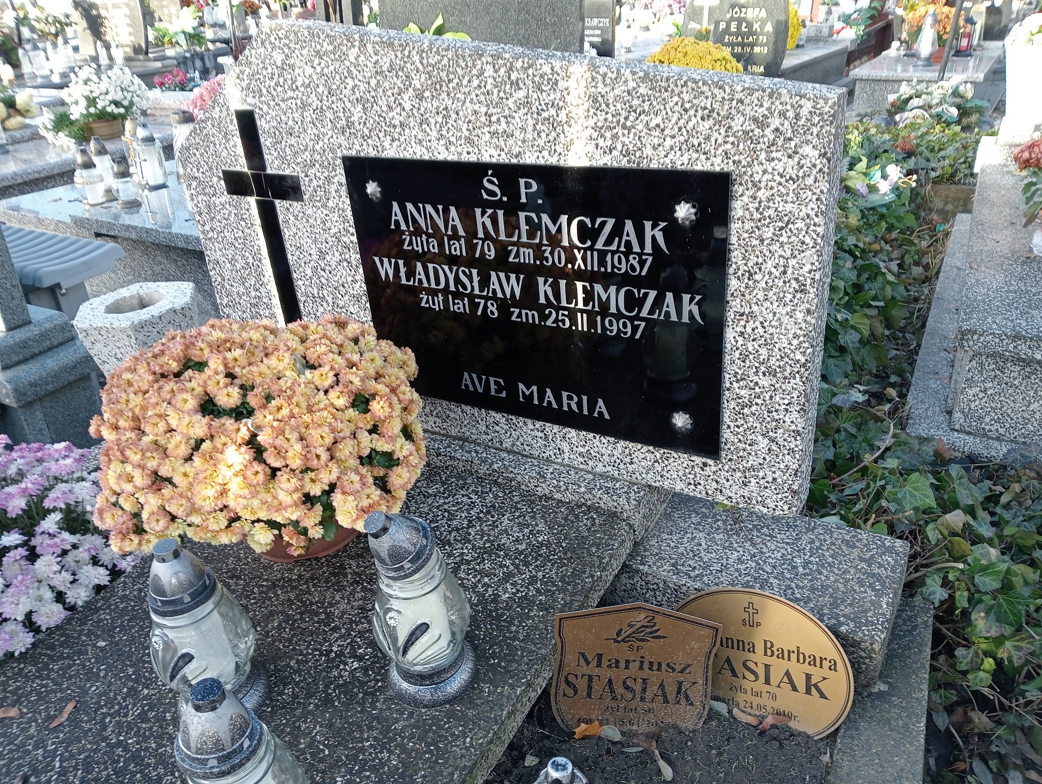 Mariusz Stasiak 1973 Sieradz Paraf - Grobonet - Wyszukiwarka osób pochowanych