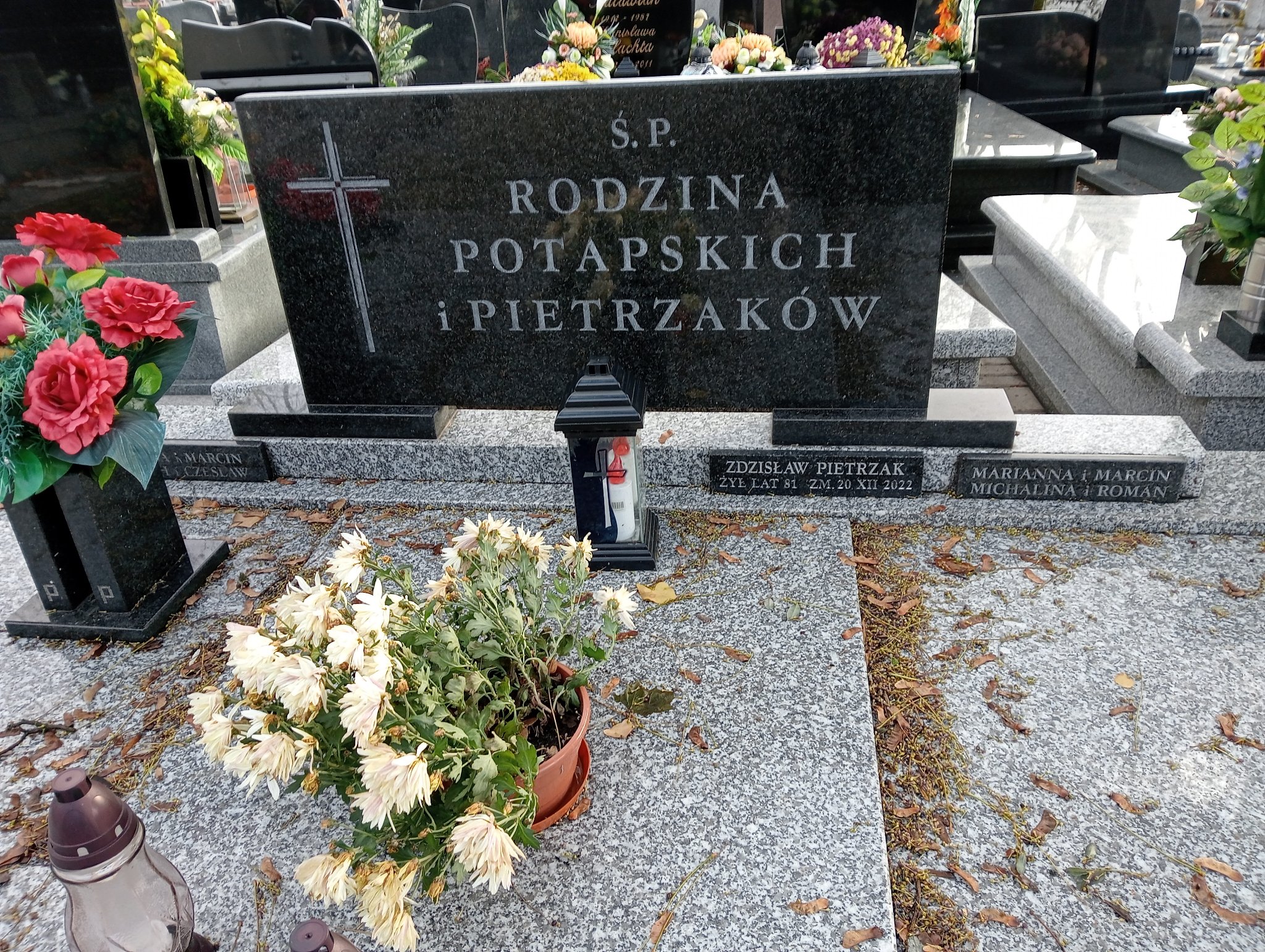 Zdzisław Pietrzak 1941 Sieradz Paraf - Grobonet - Wyszukiwarka osób pochowanych