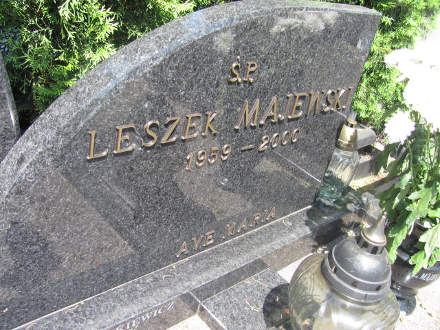 Leszek Majewski 1959 Sieradz Paraf - Grobonet - Wyszukiwarka osób pochowanych